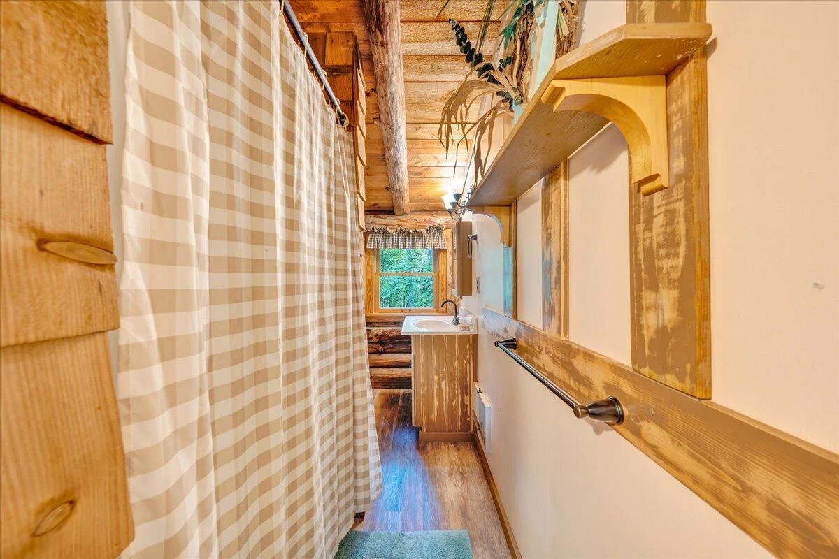 140 Saw Ridge RD - Photo 26