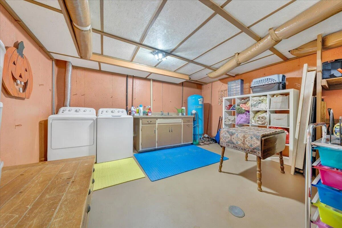 140 Saw Ridge RD - Photo 34