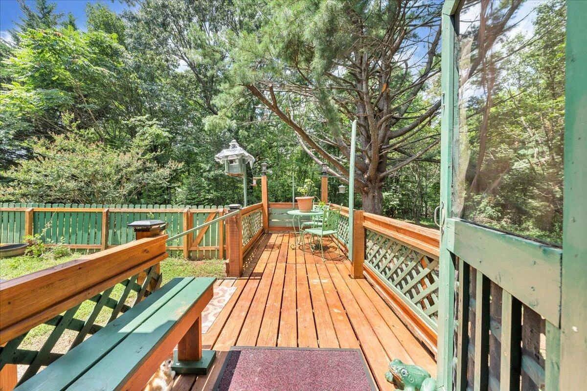 140 Saw Ridge RD - Photo 13