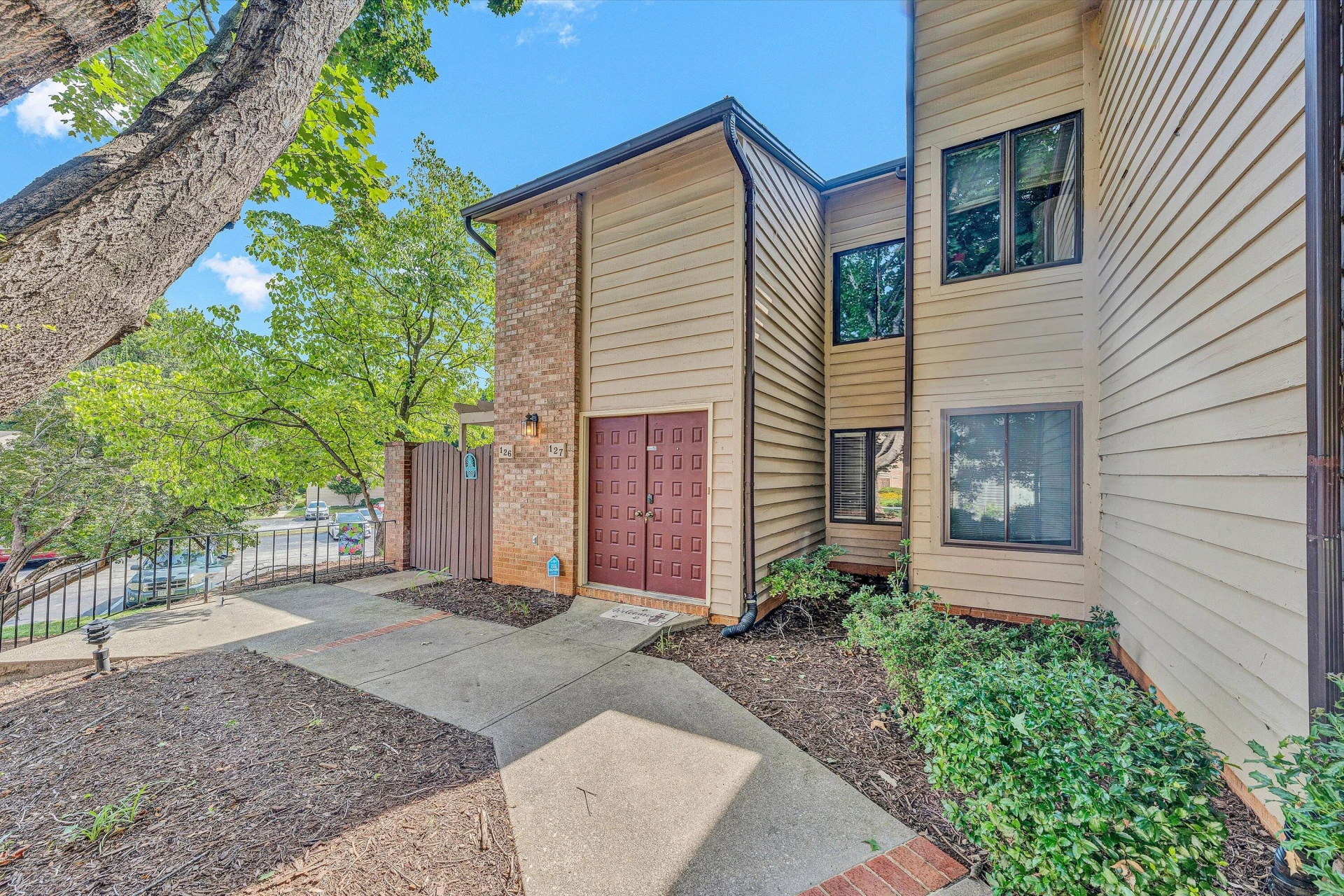 127 Windward DR #127