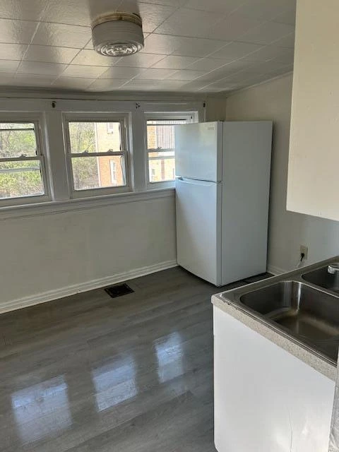 813 13th ST #& 821 - Photo 31