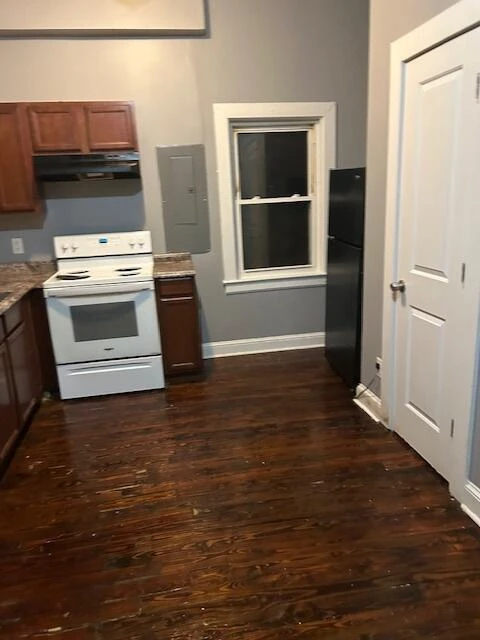 813 13th ST #& 821 - Photo 4