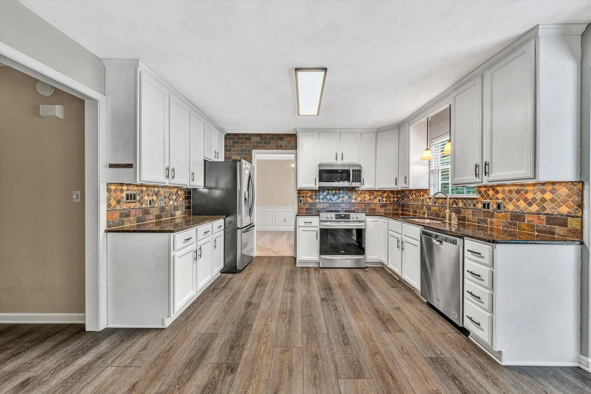 6201 Monet DR - Photo 13