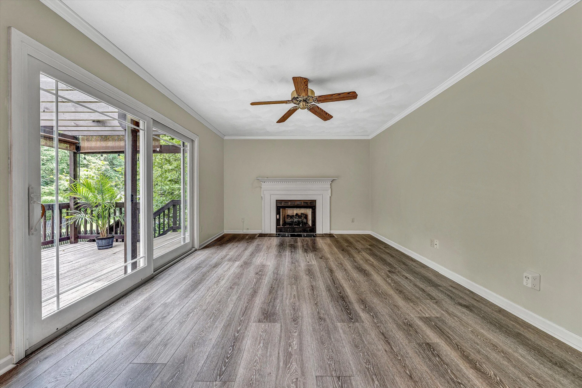 6201 Monet DR - Photo 17