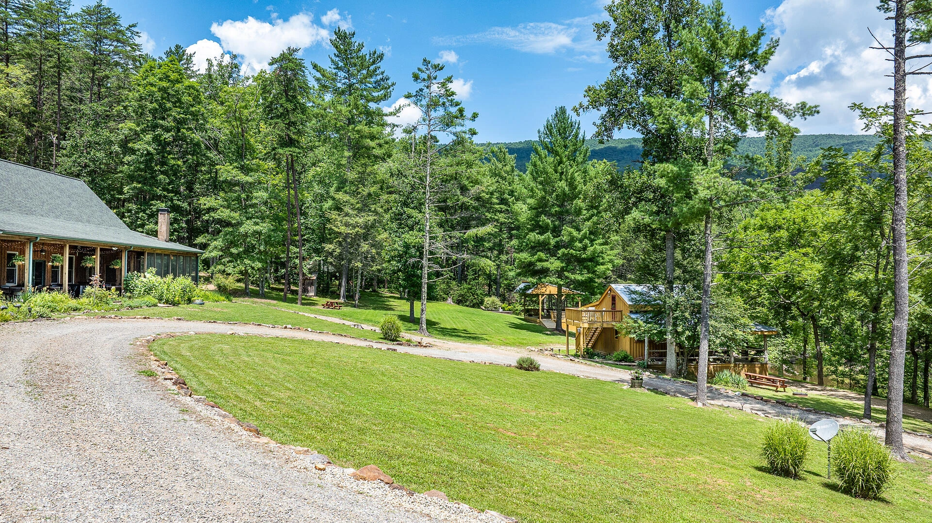 57 Hemlock Ridge LN - Photo 8