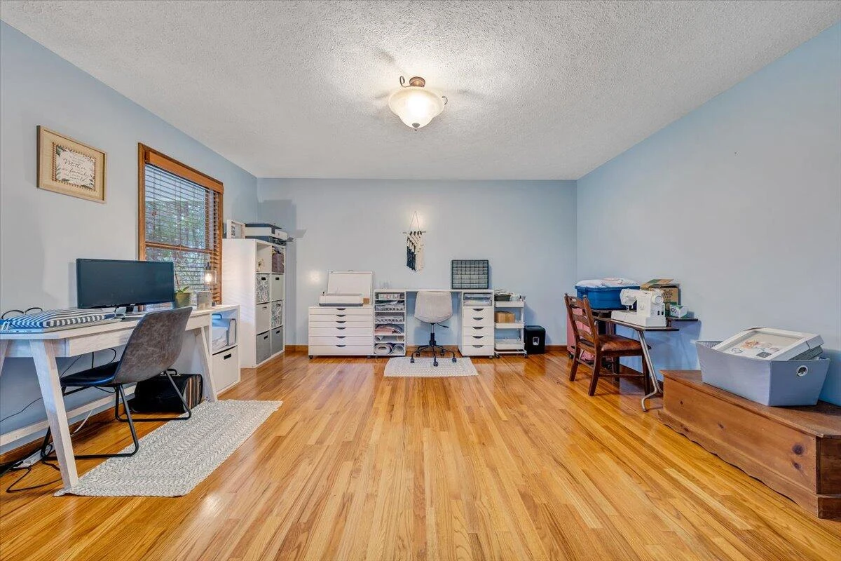 945 Claybanks DR - Photo 14