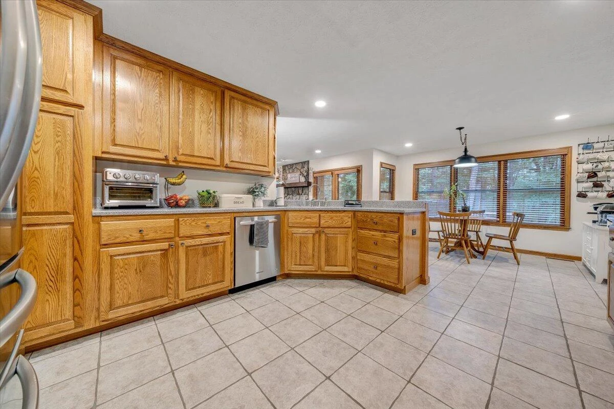 945 Claybanks DR - Photo 20