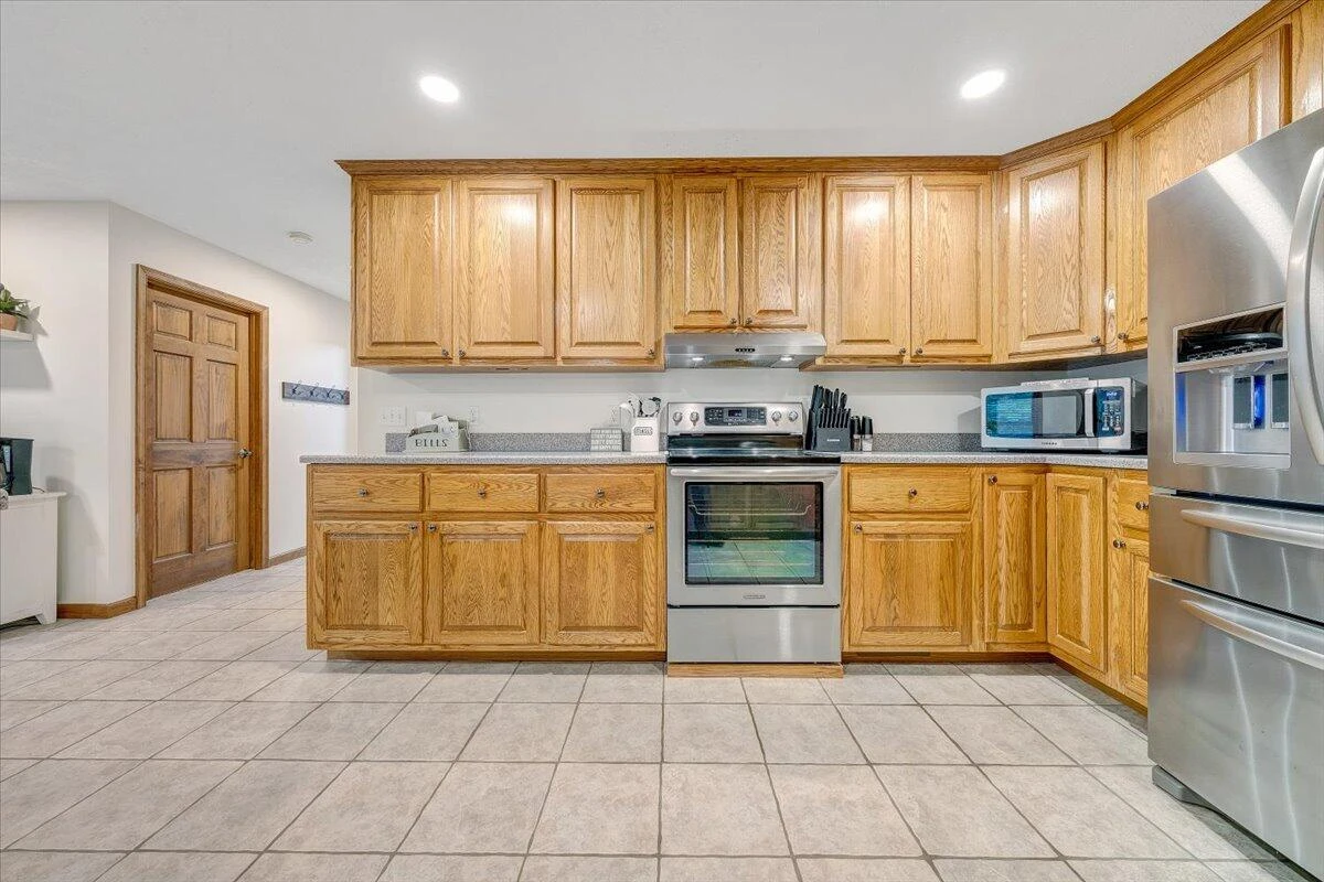 945 Claybanks DR - Photo 21