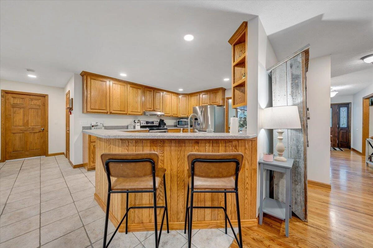 945 Claybanks DR - Photo 23