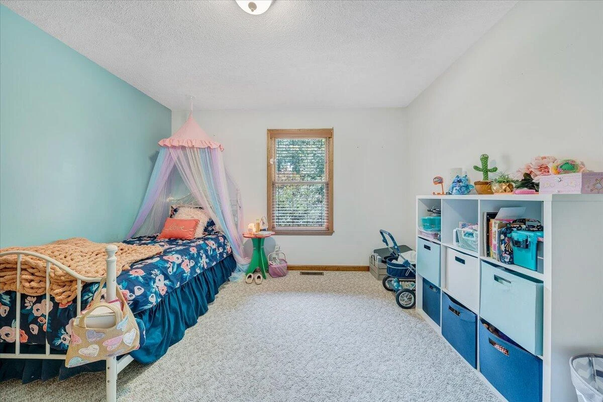 945 Claybanks DR - Photo 42