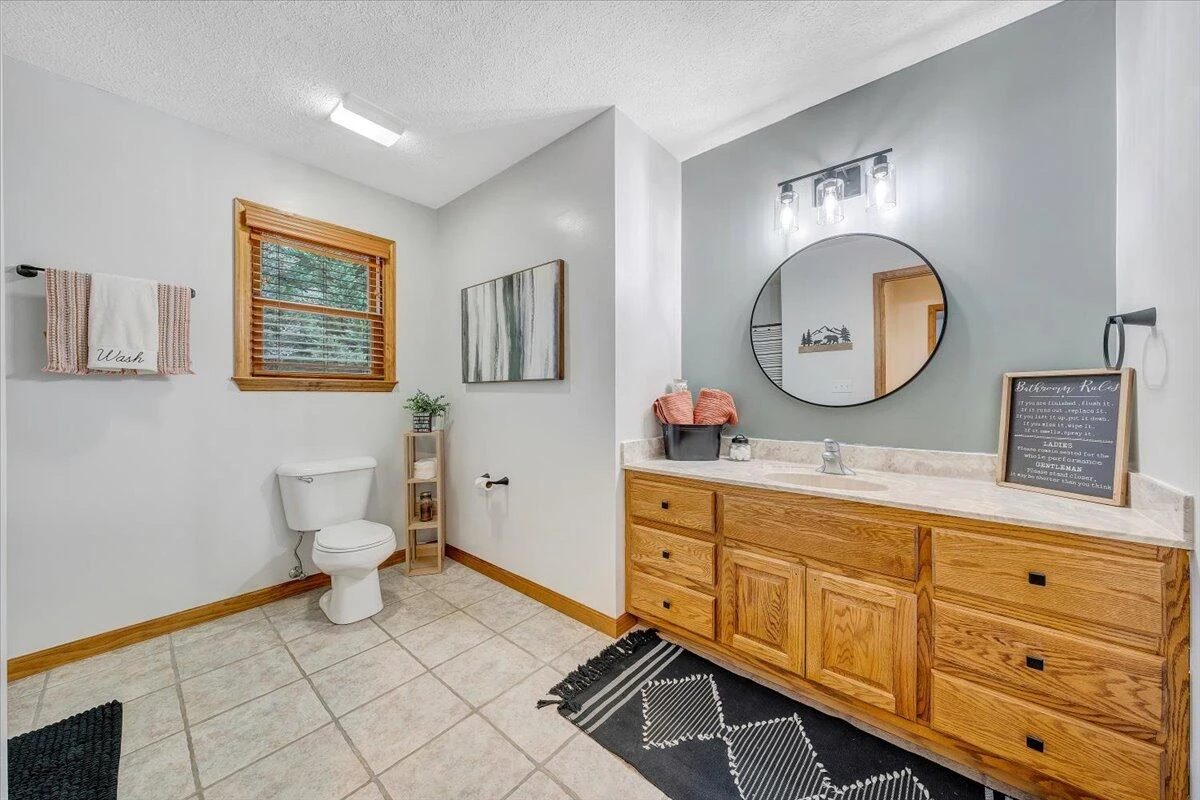 945 Claybanks DR - Photo 47