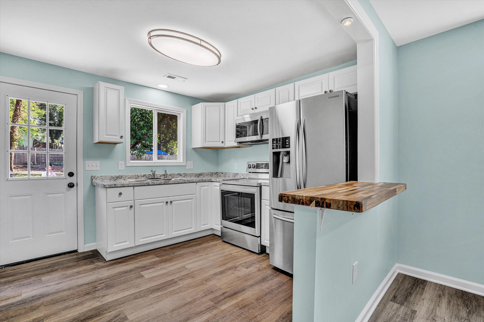4013 Tennessee AVE - Photo 4