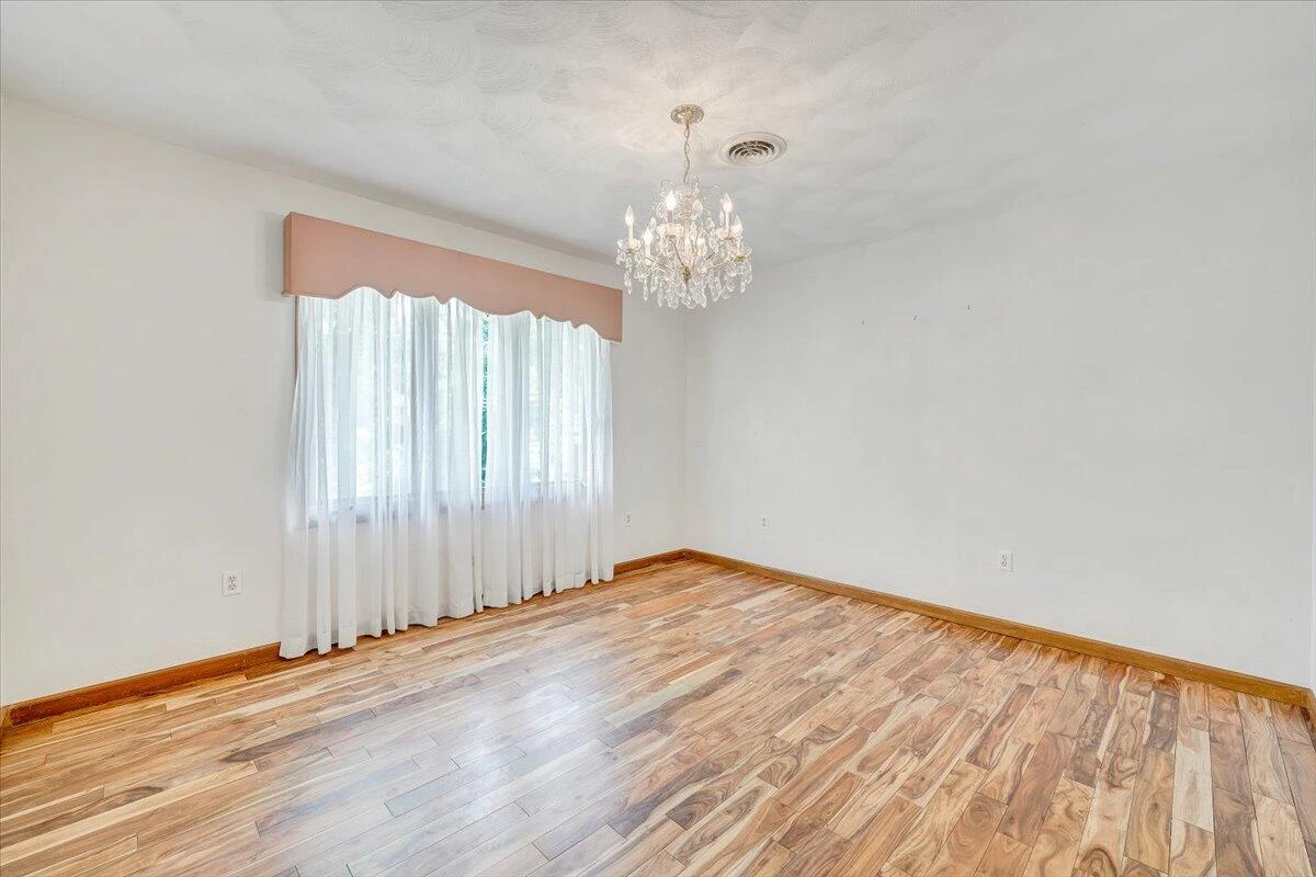 75 Round Hill RD - Photo 15