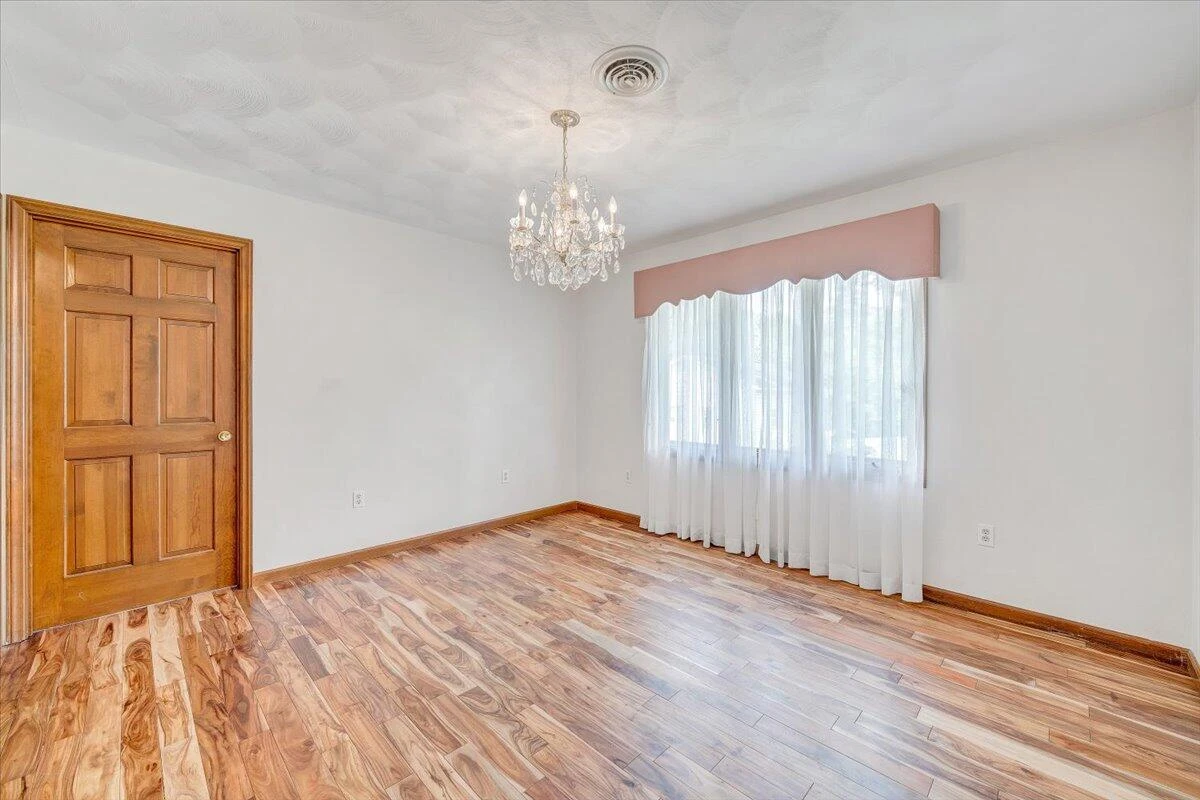 75 Round Hill RD - Photo 16