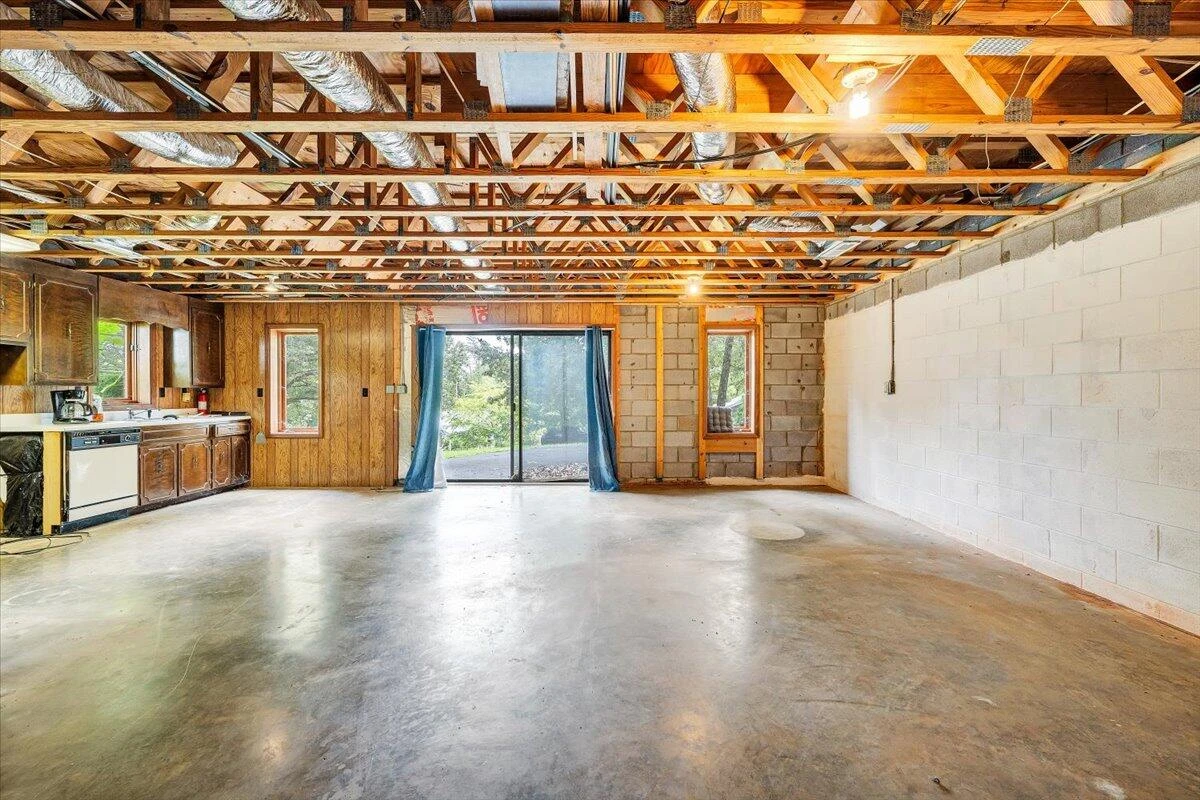 75 Round Hill RD - Photo 39