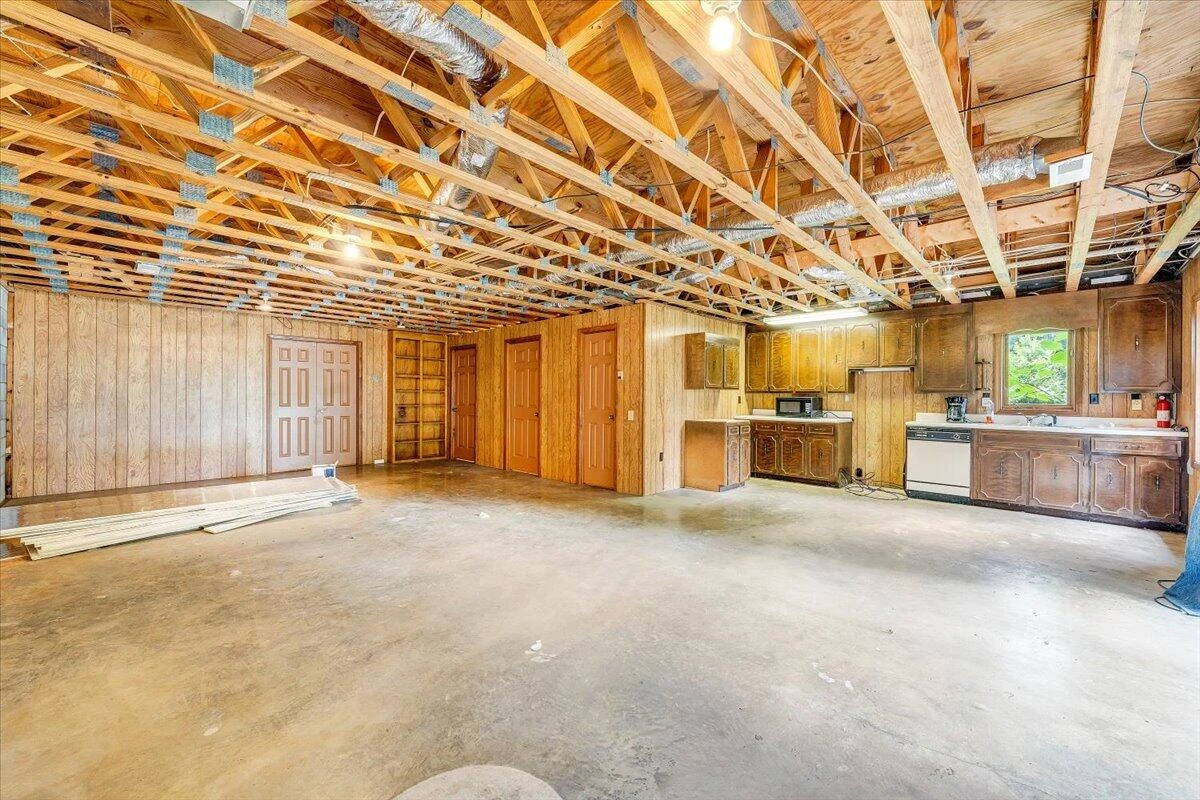 75 Round Hill RD - Photo 41