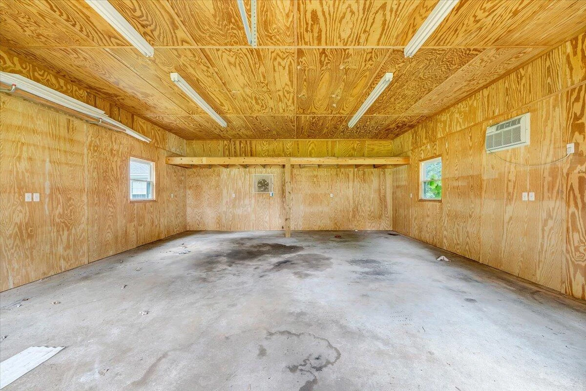75 Round Hill RD - Photo 42