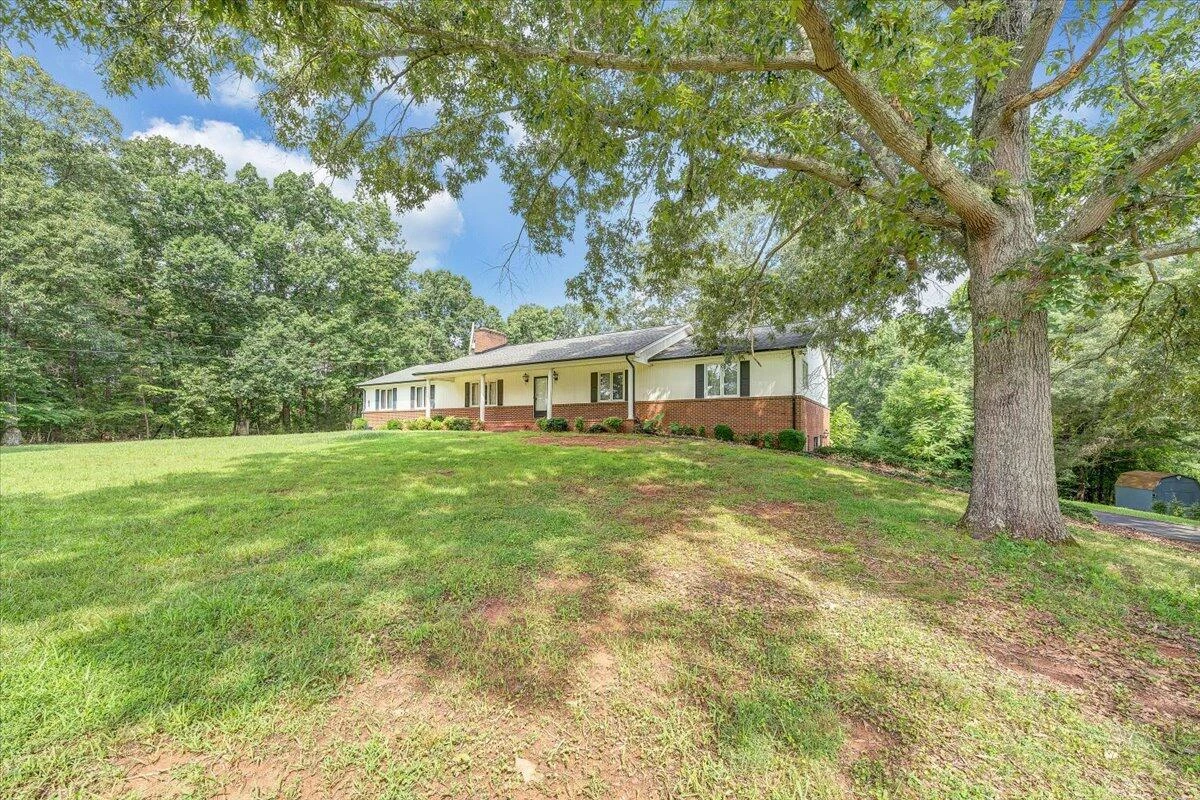 75 Round Hill RD - Photo 51