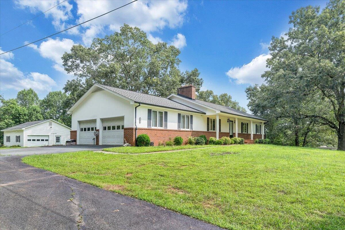 75 Round Hill RD - Photo 53