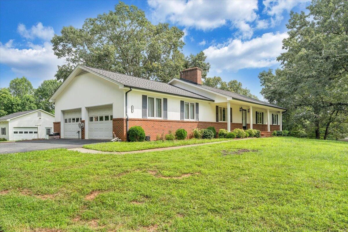 75 Round Hill RD - Photo 54