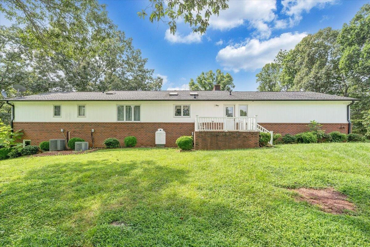 75 Round Hill RD - Photo 58