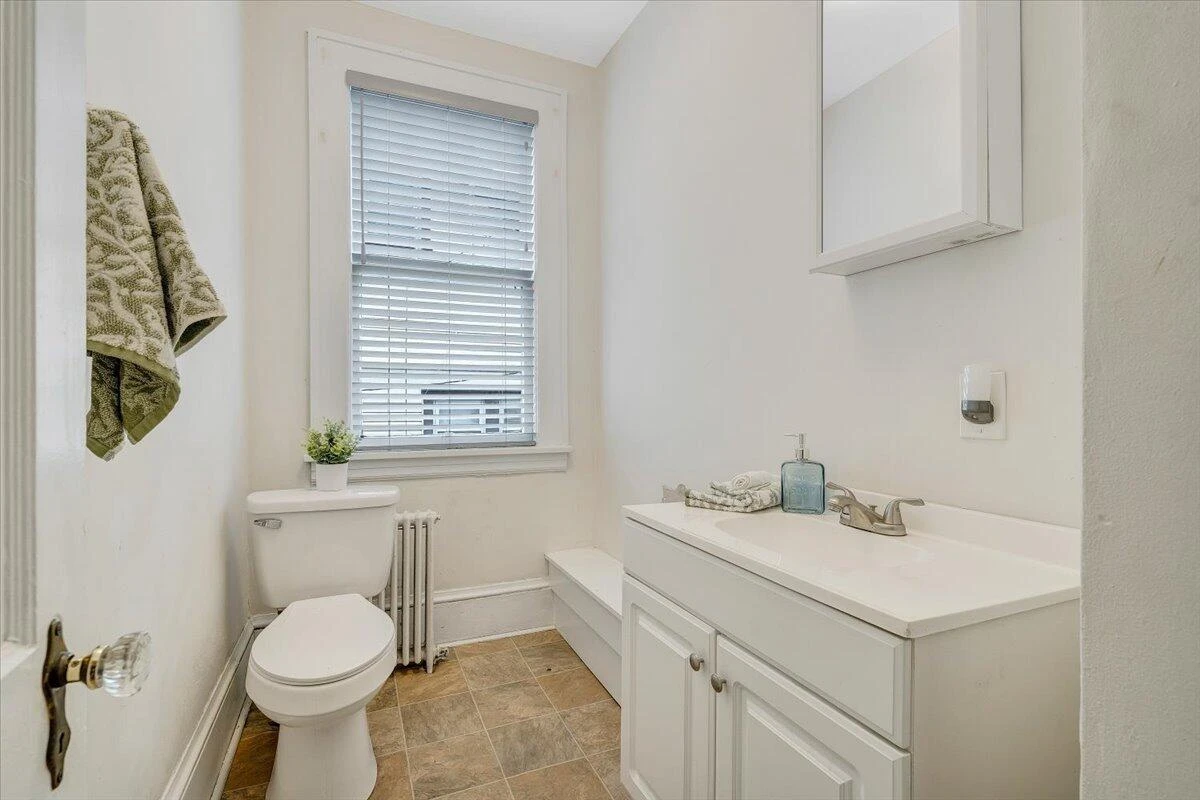 610 8th ST - Photo 20