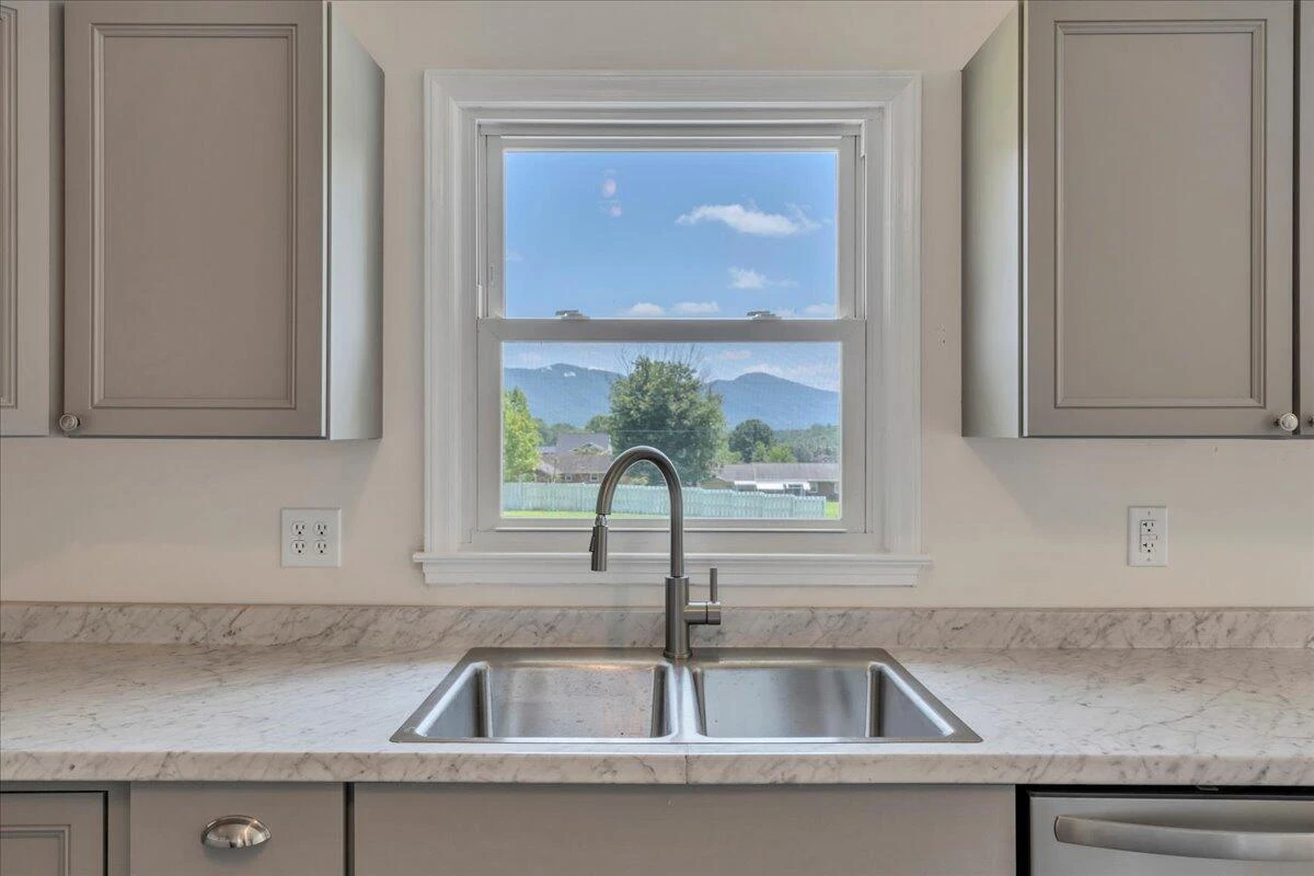 1331 Rainbow Forest DR - Photo 19