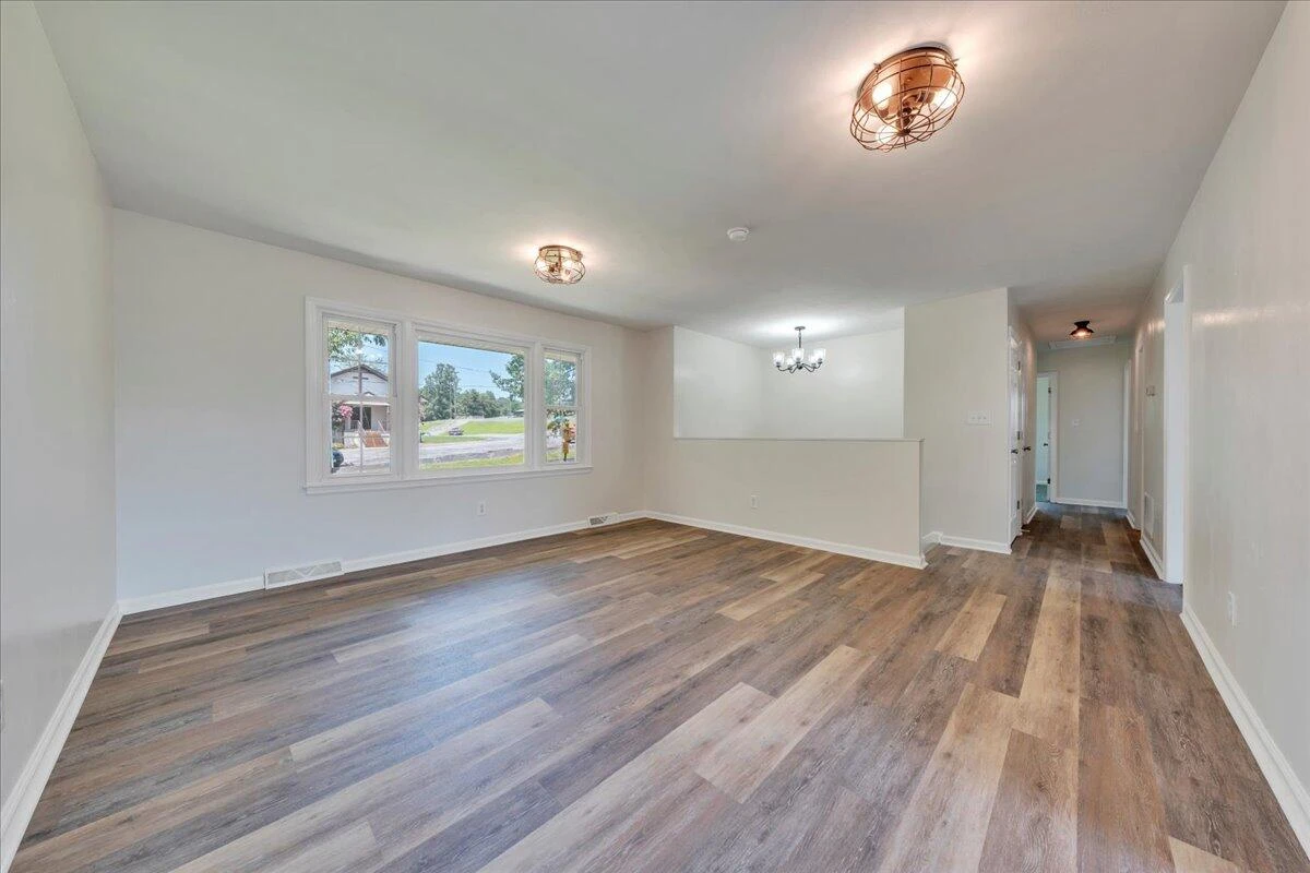 1331 Rainbow Forest DR - Photo 8