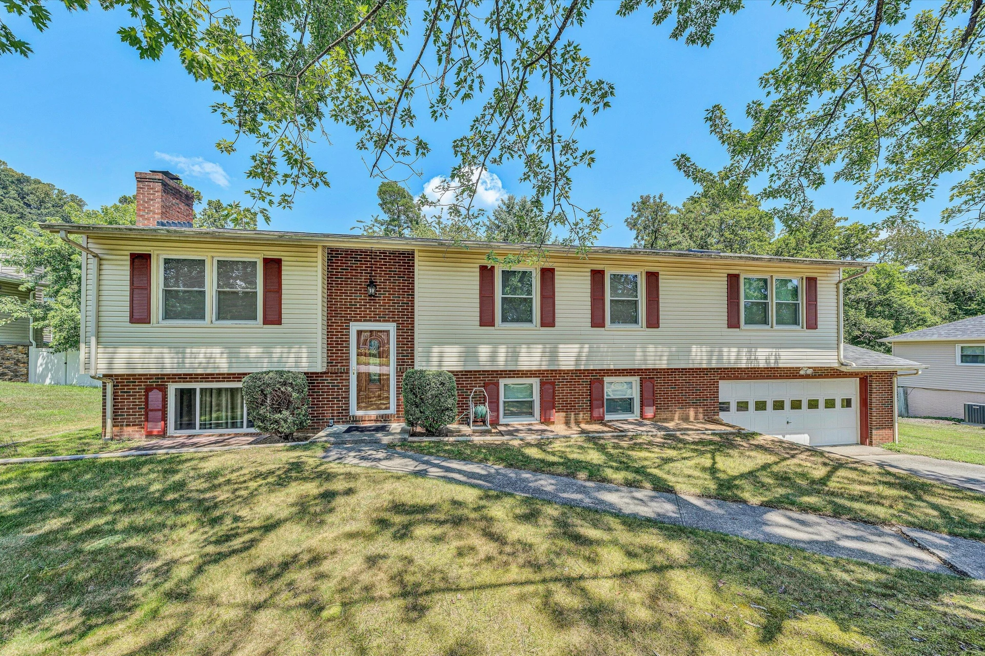 6432 Sugar Ridge DR