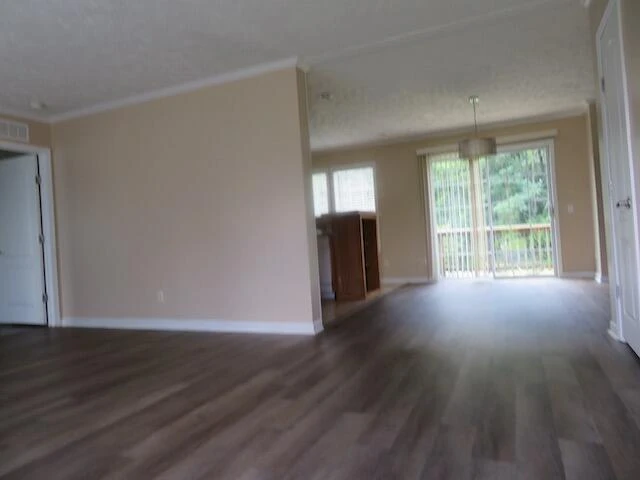 921 Briar Ridge RD - Photo 3