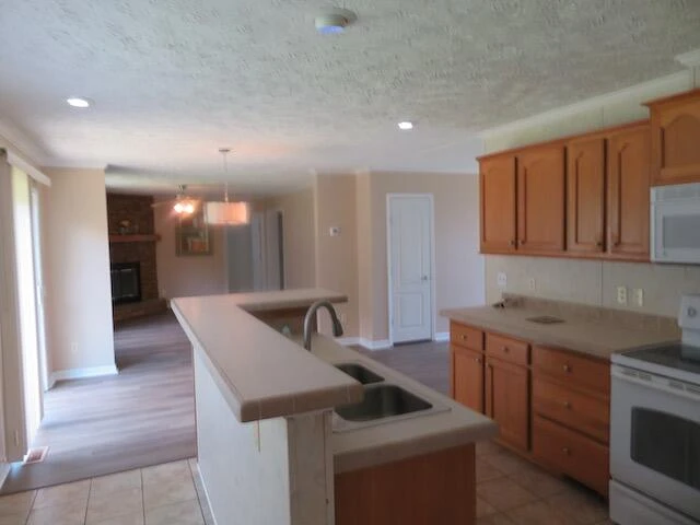 921 Briar Ridge RD - Photo 6
