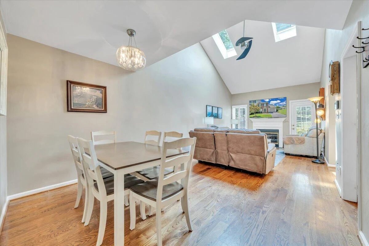 4707 Wembley PL - Photo 15