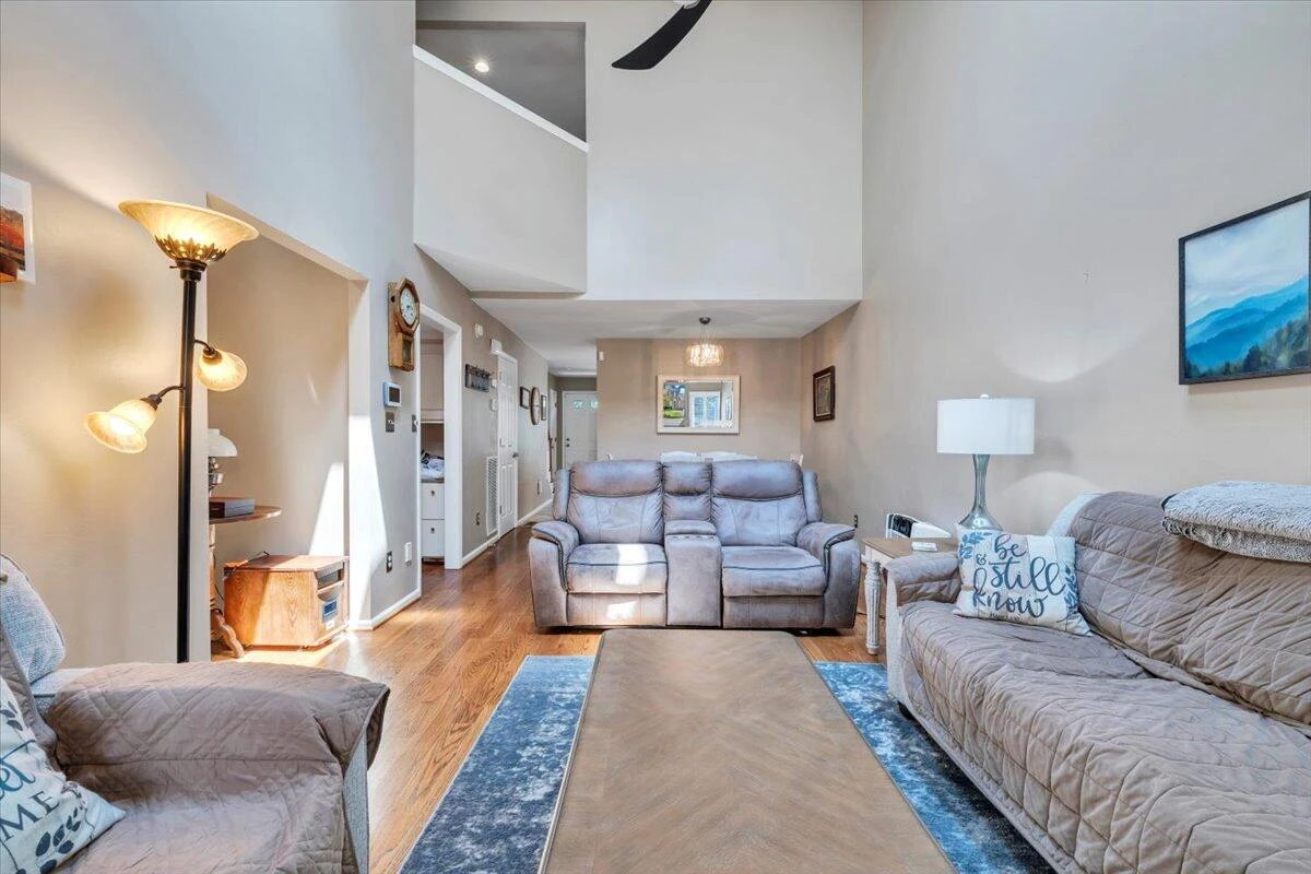 4707 Wembley PL - Photo 21
