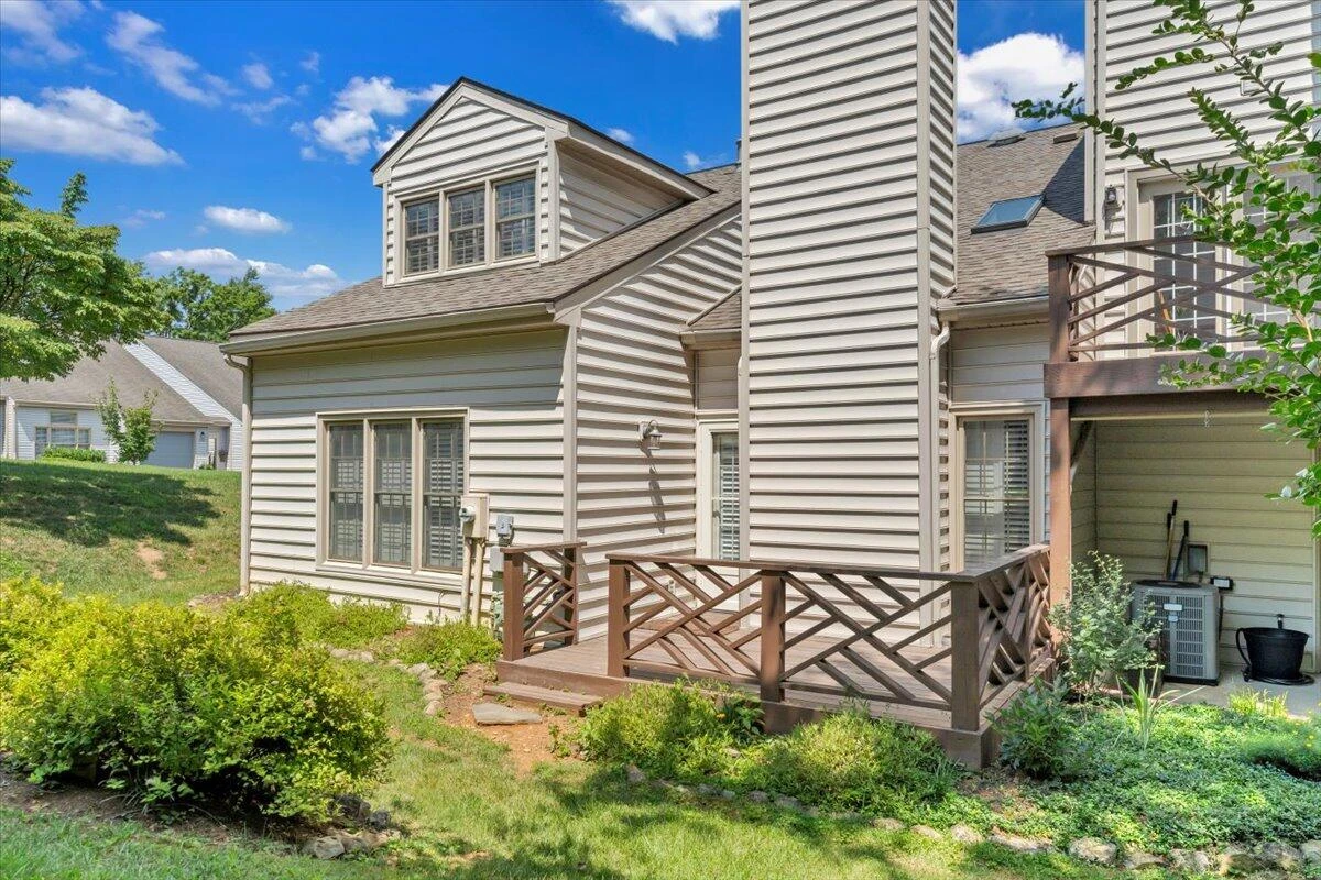 4707 Wembley PL - Photo 35