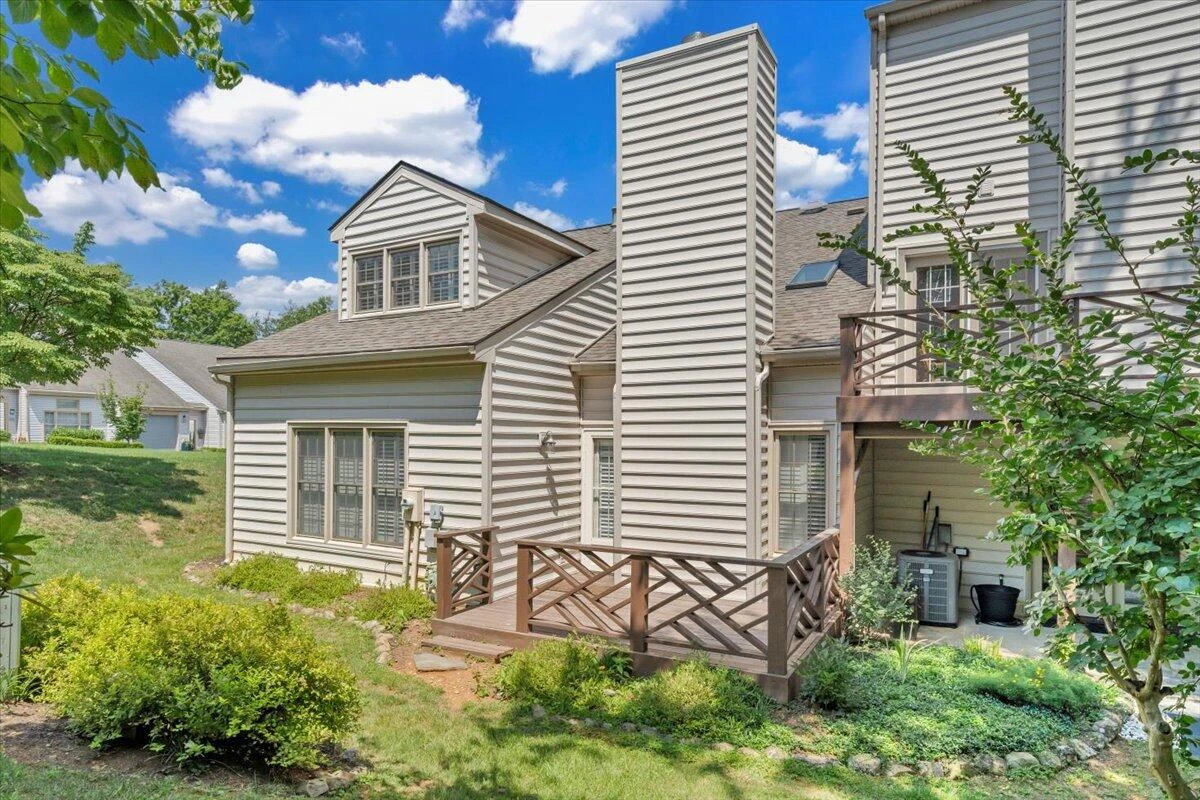 4707 Wembley PL - Photo 36
