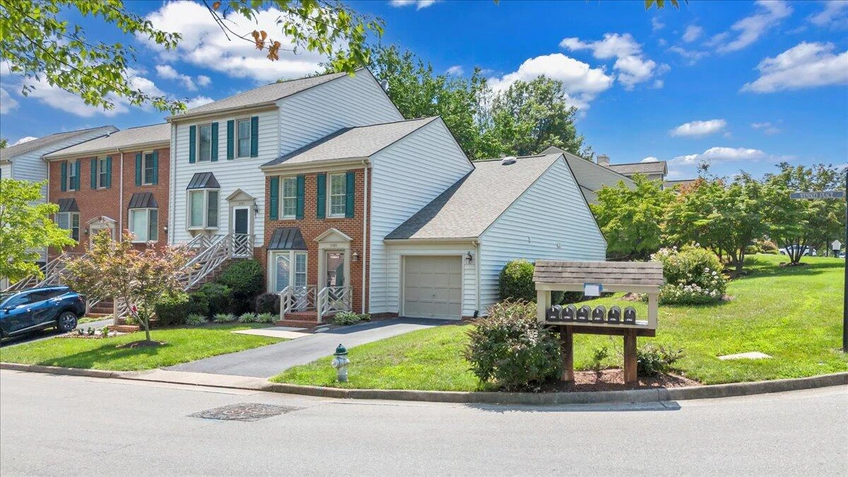 4707 Wembley PL - Photo 39