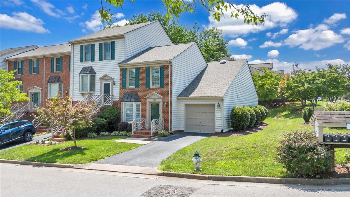 4707 Wembley PL - Photo 40