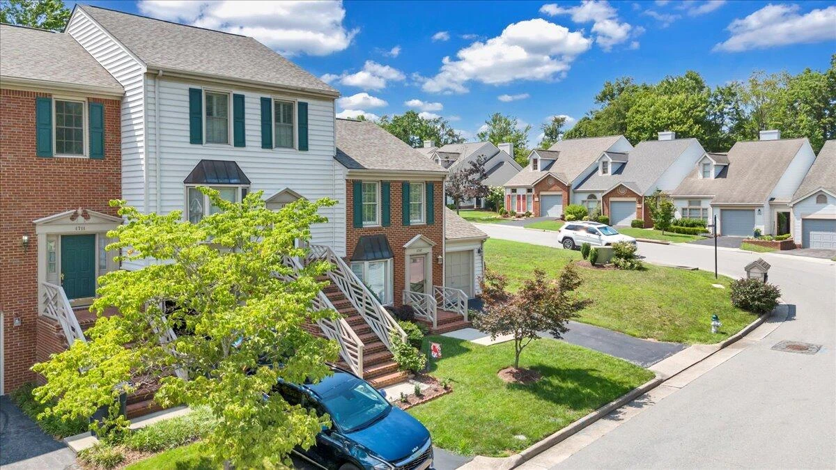 4707 Wembley PL - Photo 61