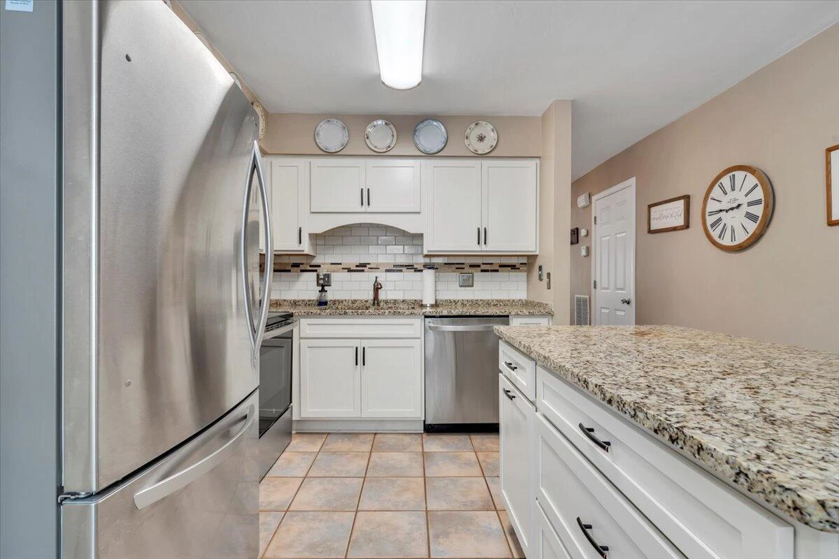 4707 Wembley PL - Photo 7