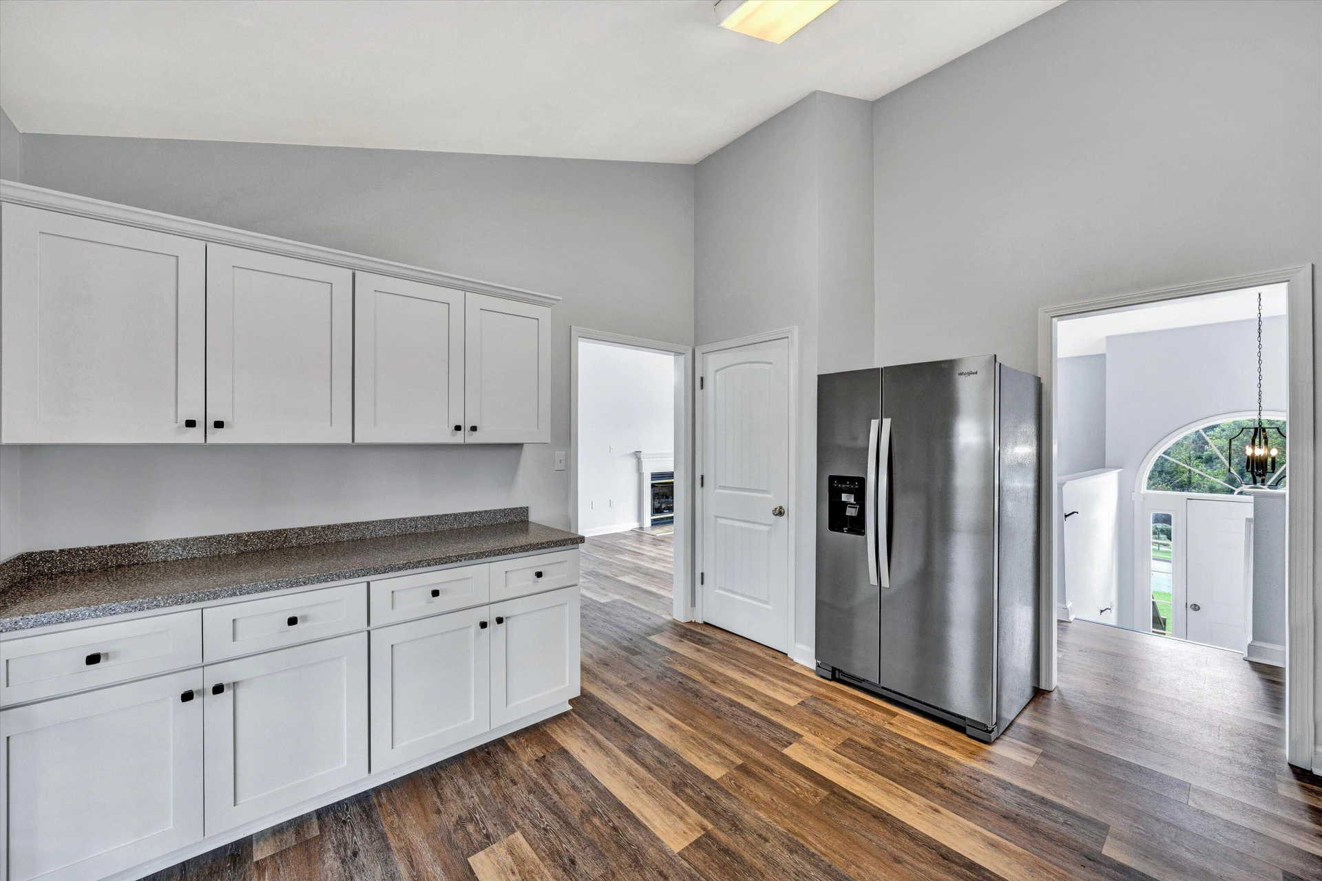 2603 Meadow Springs CIR - Photo 10