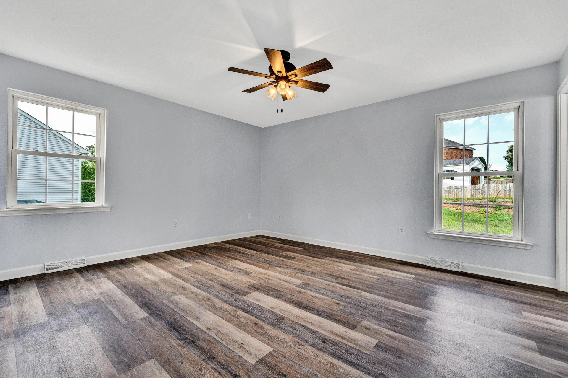 2603 Meadow Springs CIR - Photo 15