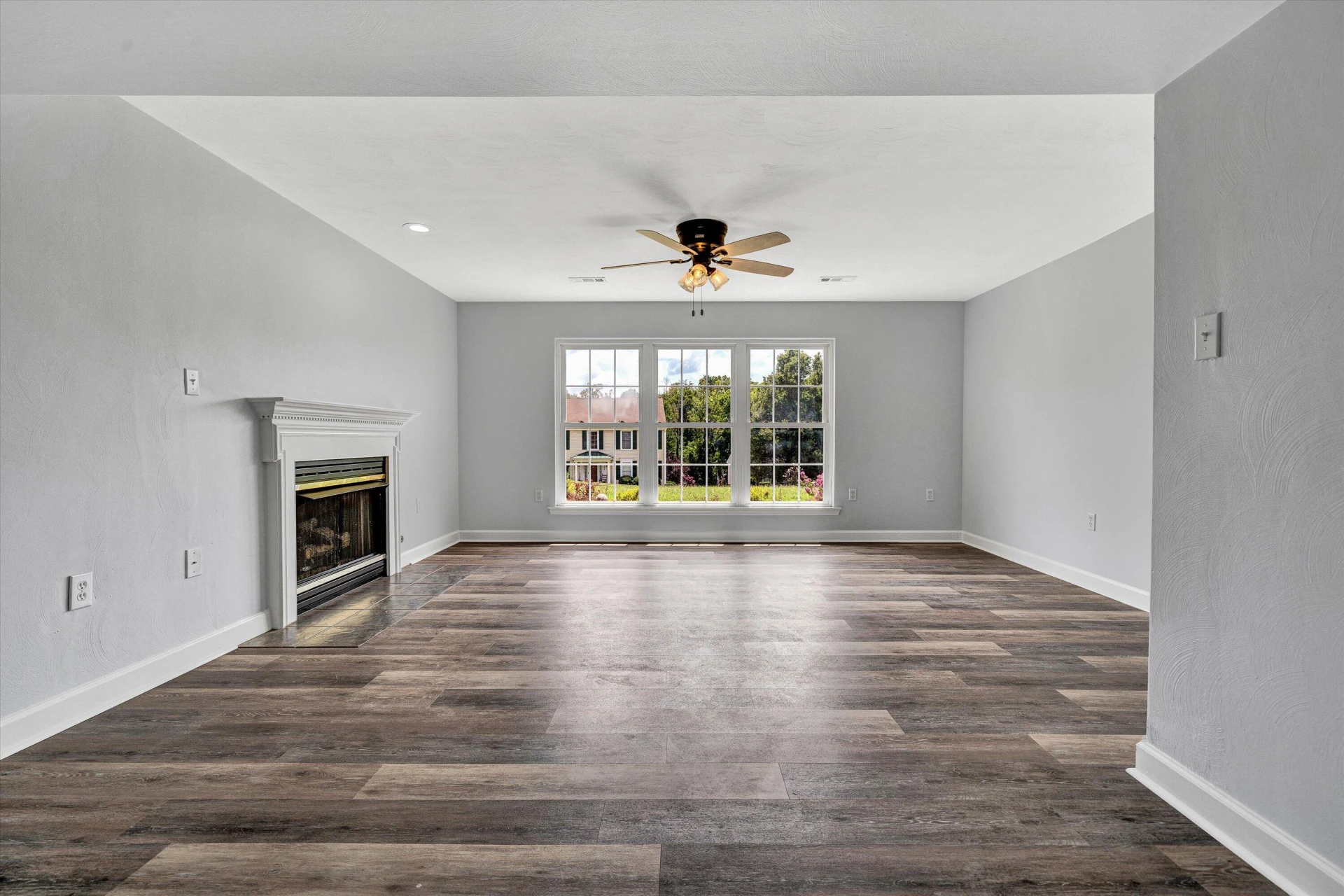 2603 Meadow Springs CIR - Photo 22