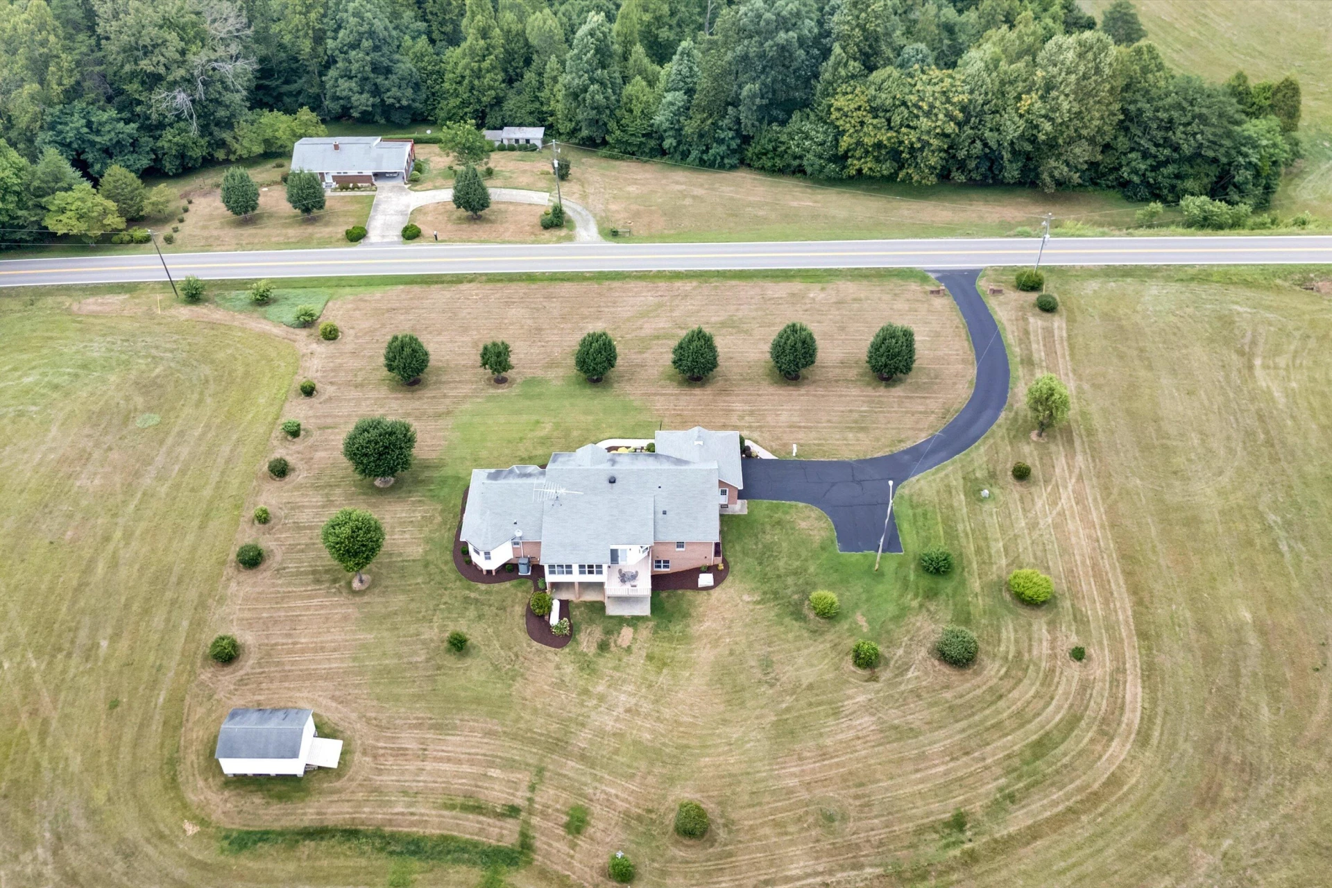 3434 SNOW CREEK RD - Photo 12
