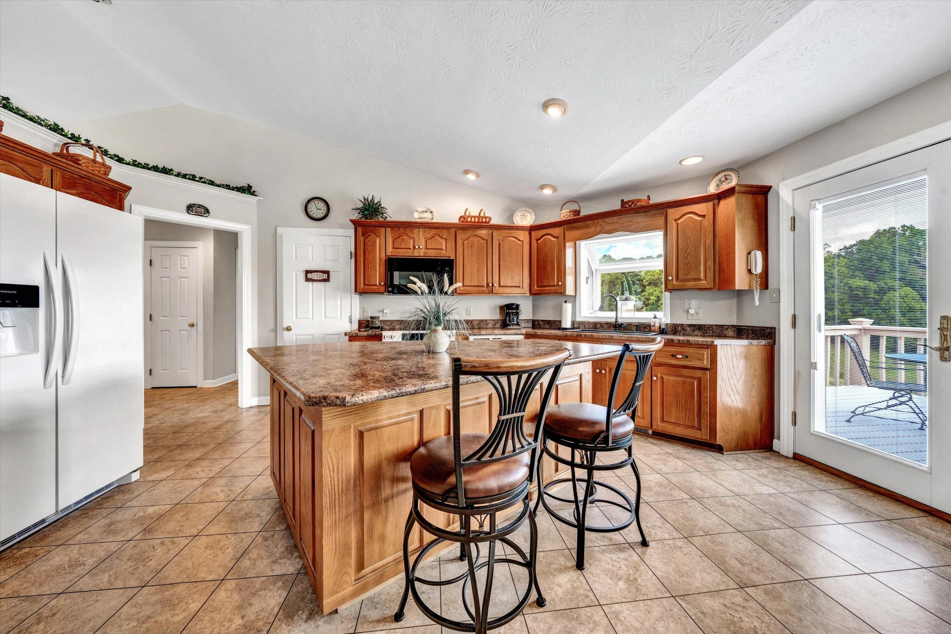 3434 SNOW CREEK RD - Photo 15