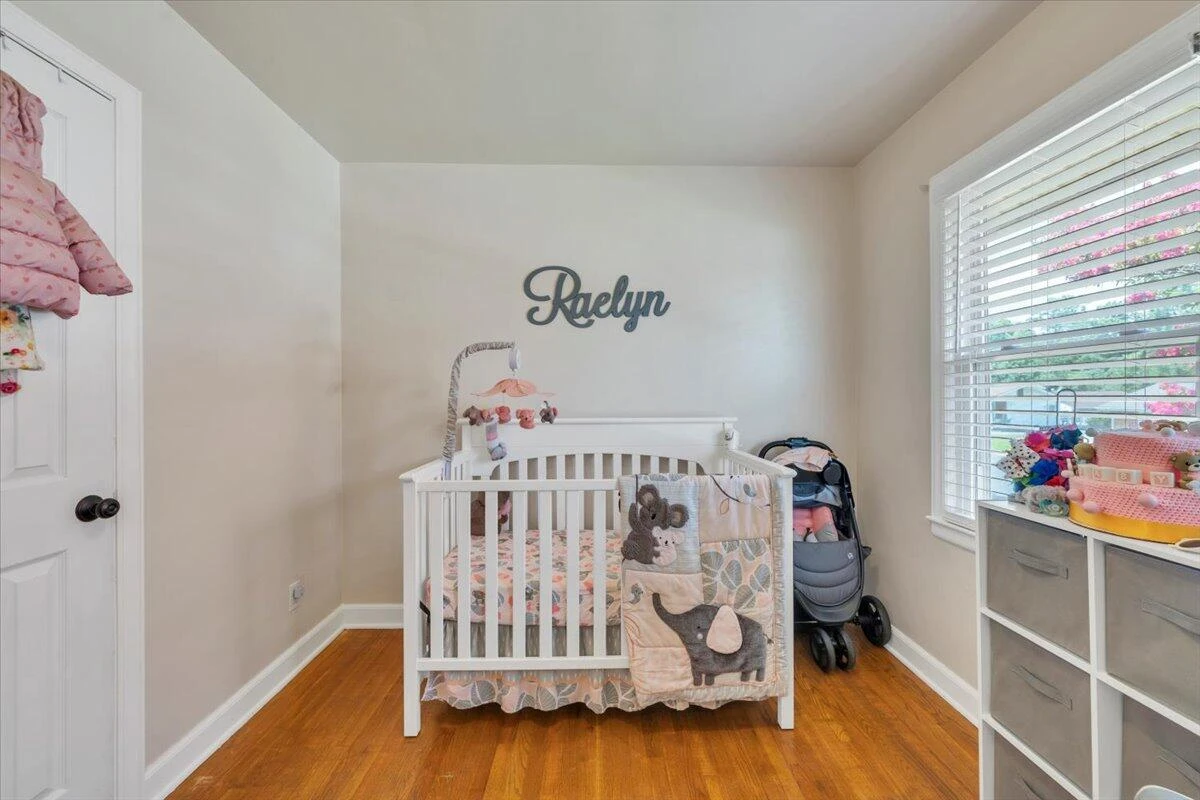 224 Cherryhill RD - Photo 18