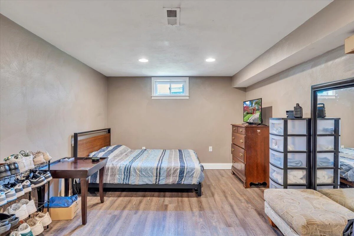 224 Cherryhill RD - Photo 23