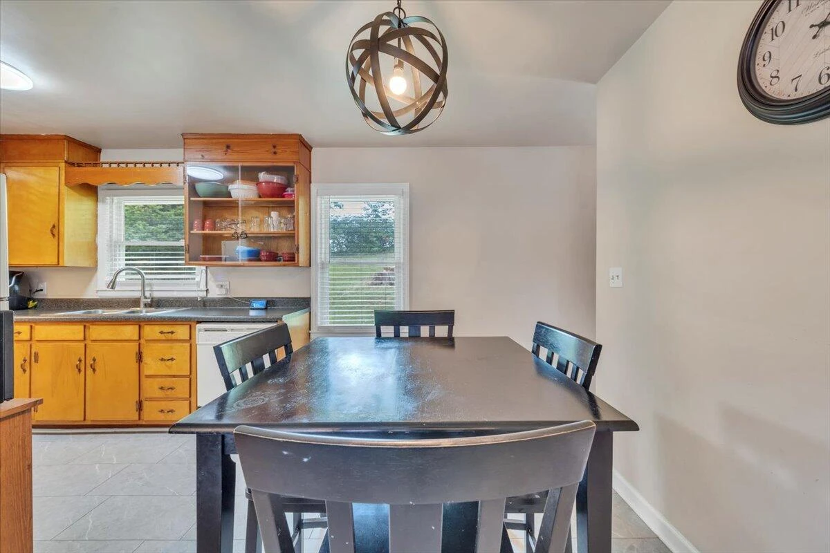 224 Cherryhill RD - Photo 7