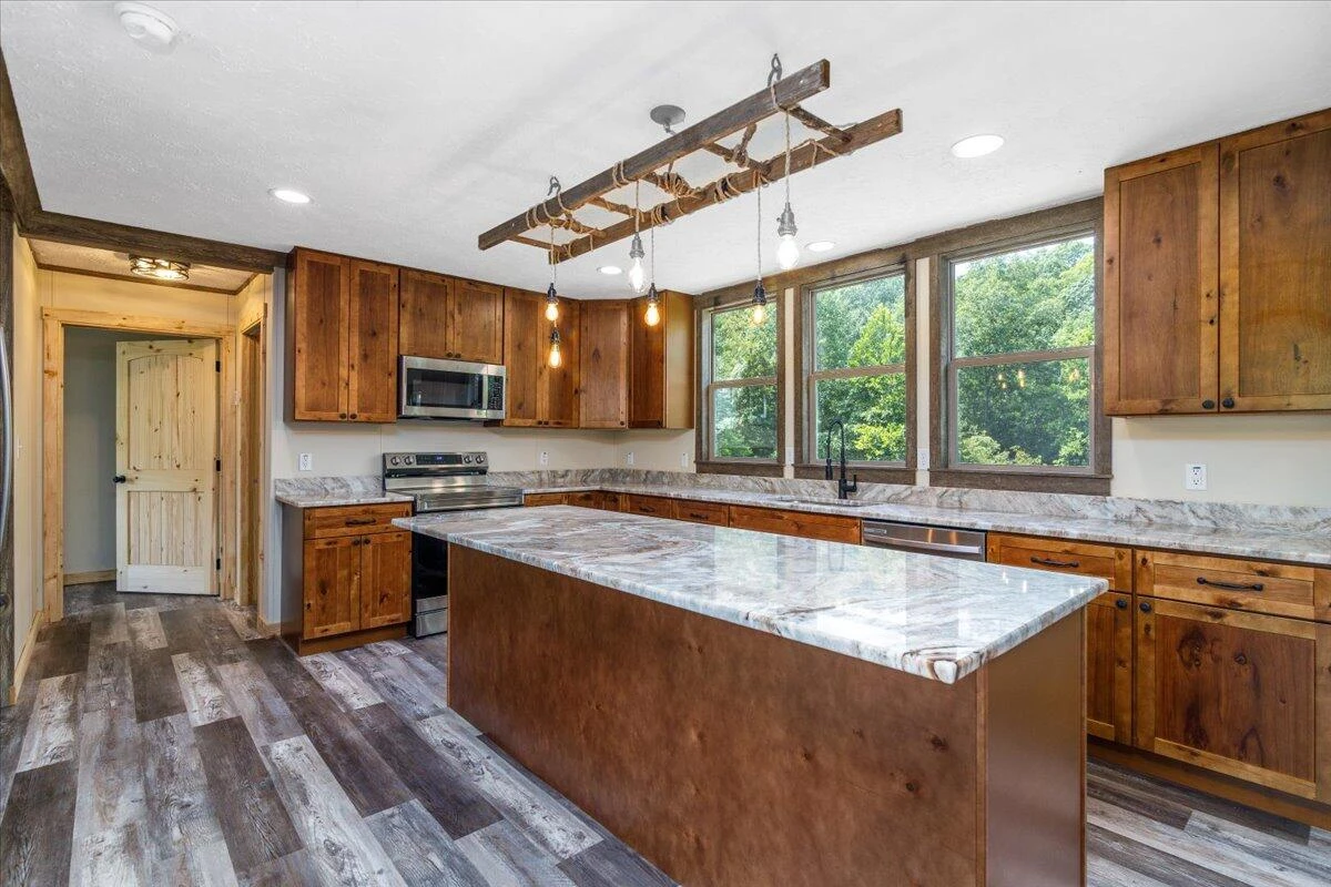 2539 Ashpone Tavern RD - Photo 13