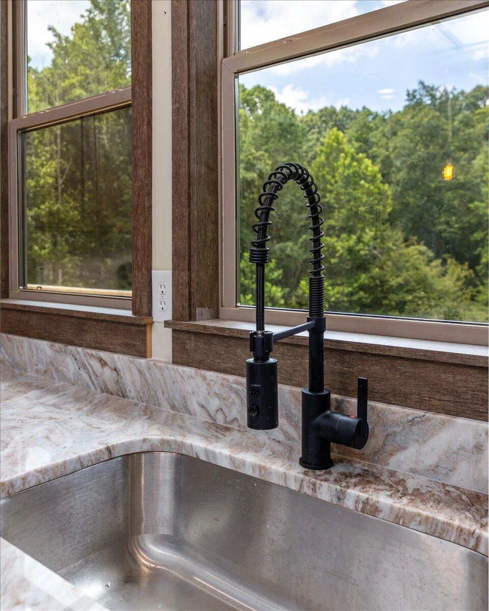 2539 Ashpone Tavern RD - Photo 19