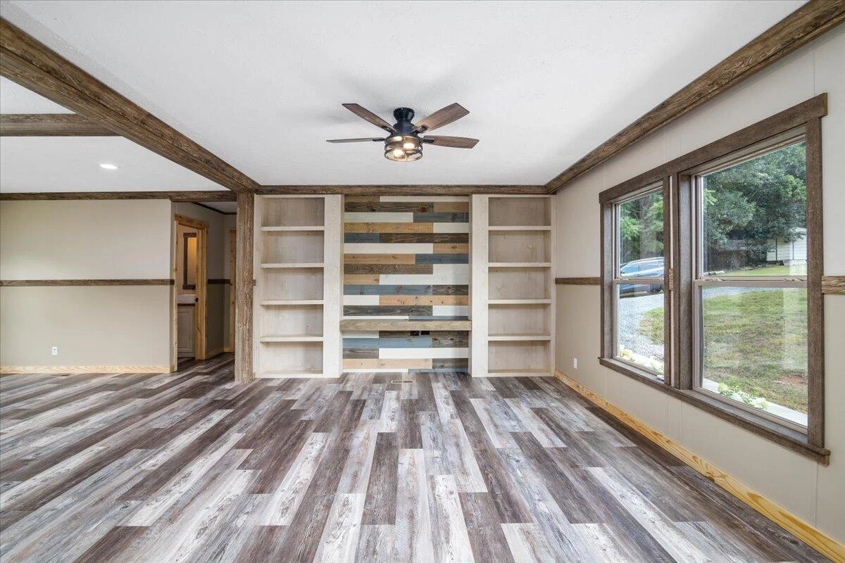 2539 Ashpone Tavern RD - Photo 2